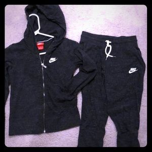 Nike Gray sweatsuit with cropped pants.